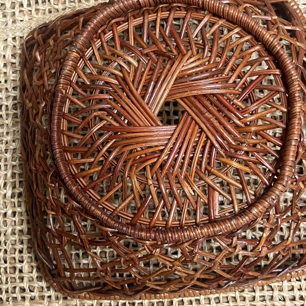 Vintage Woven Wicker Basket | Rustic Farmhouse Catchall Tray | Boho Home Decor - Picture 5 of 5